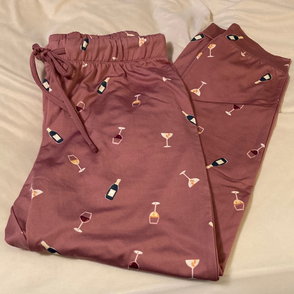 Rae Dunn Cheers Wine Pajama Set in Mauve - Picture 6 of 6
